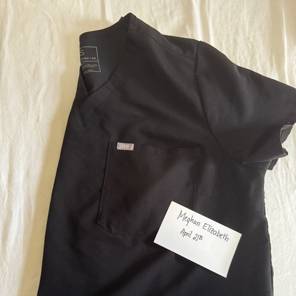 FIGS Black Catarina™- One-Pocket Scrub Top 3XL